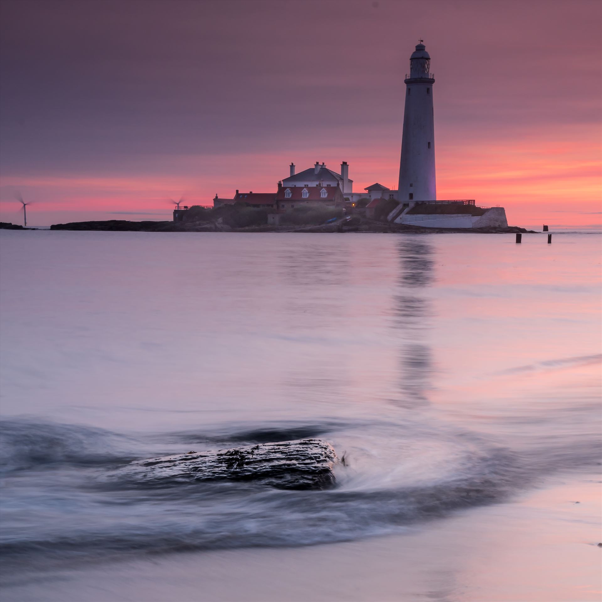 Sunrise at St Mary`s lighthouse & island, Whitley Bay 006 -  by philreay