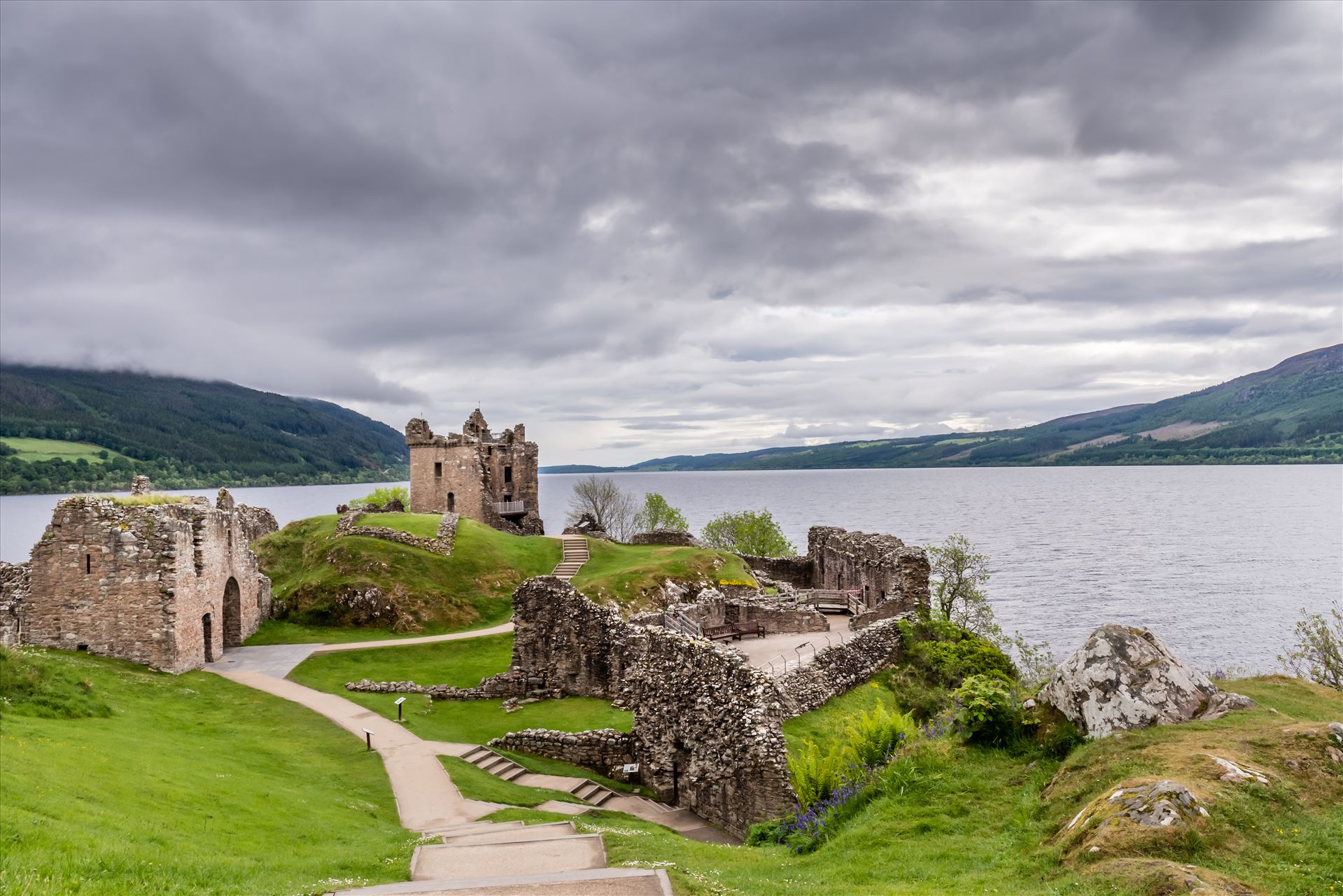 Urquart Castle, overlooking Loch Ness -  by philreay
