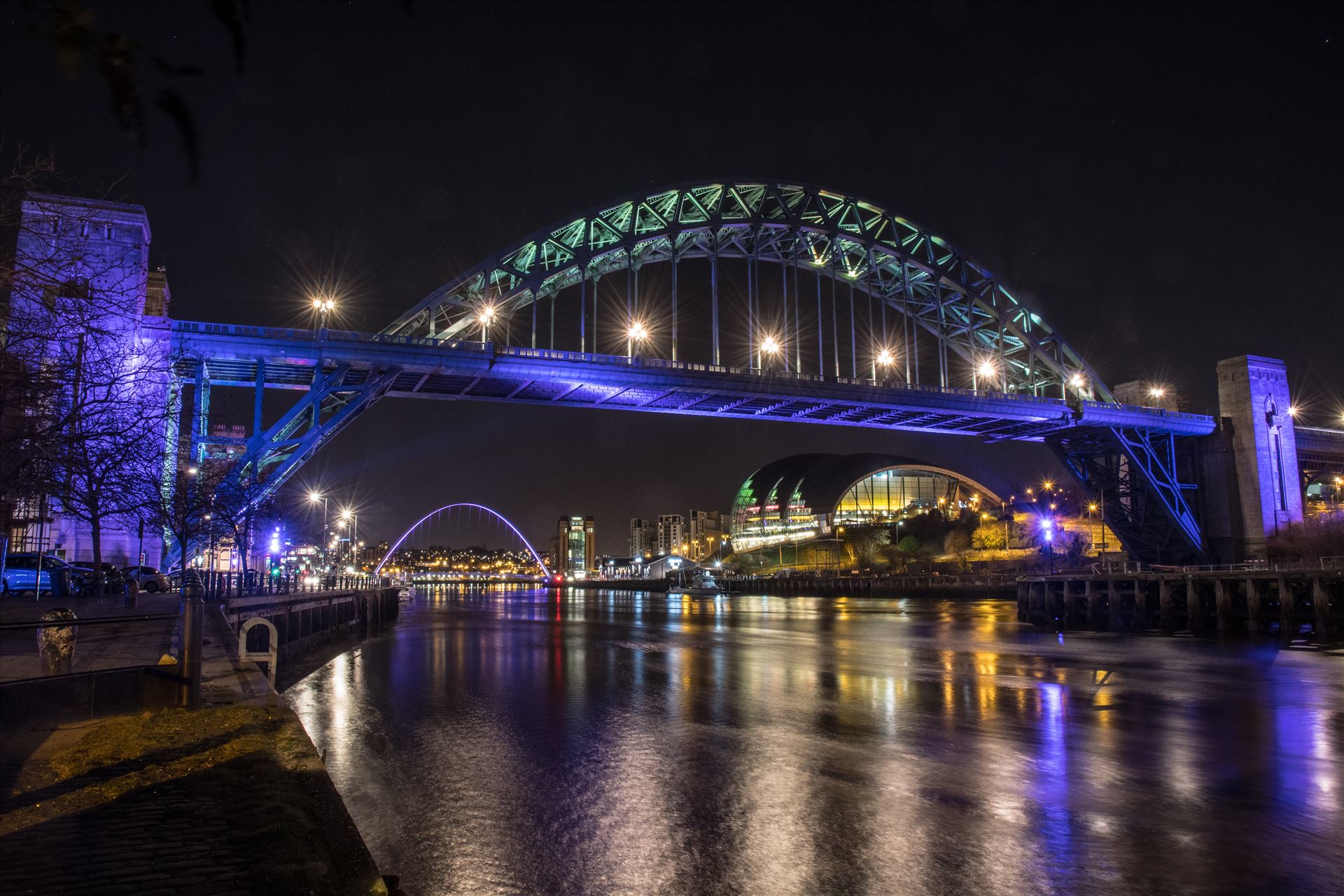 The River Tyne at night -  by philreay