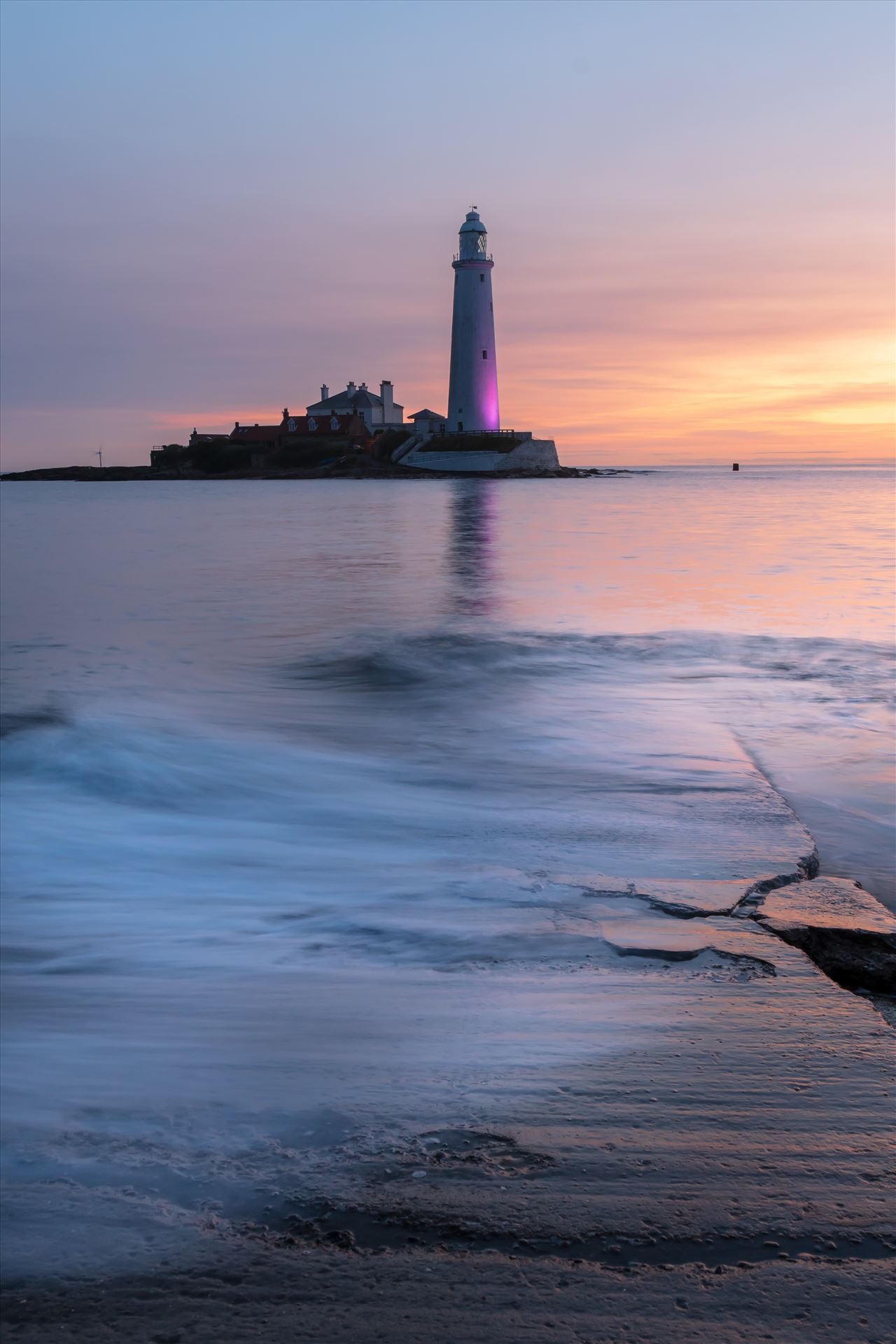 Sunrise at St Mary`s lighthouse & island, Whitley Bay 008 -  by philreay