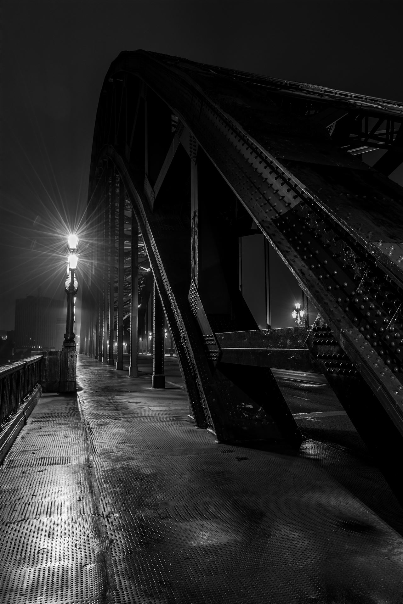 Tyne bridge - The Tyne Bridge at night by philreay