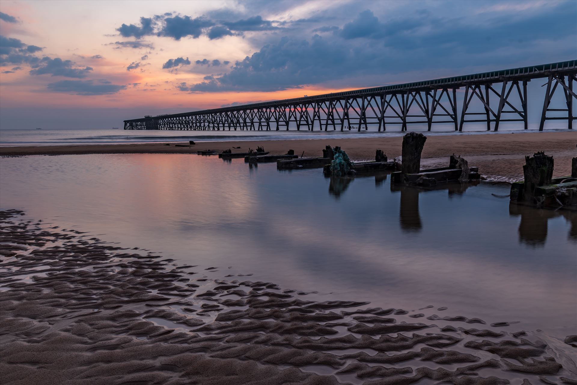 Steetley Pier, Hartlepool 004 - Taken at Steetley Pier, Hartlepool. The pier is all that remains of the former Steetley Magnesite works. by philreay