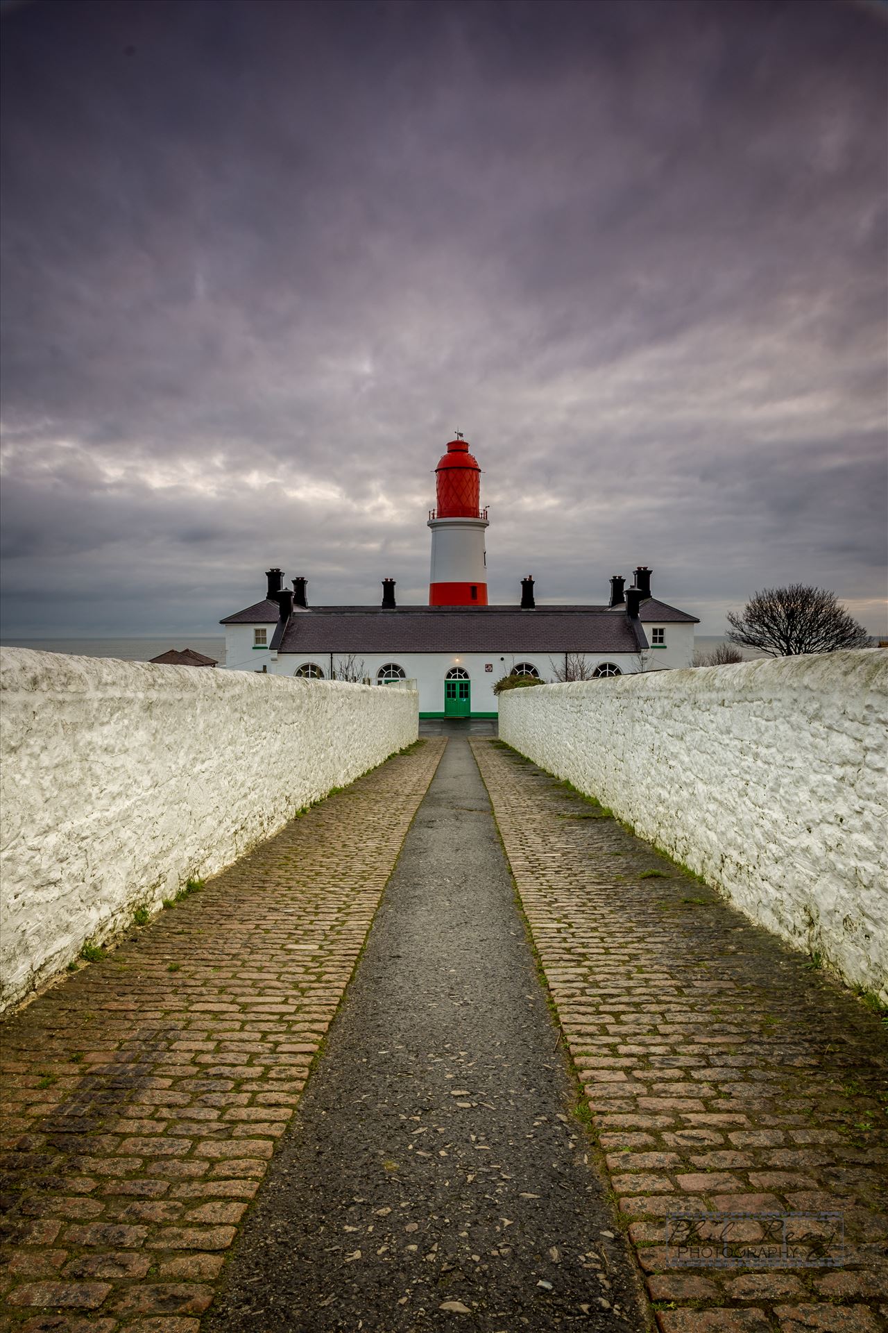 Souter lighthouse -  by philreay