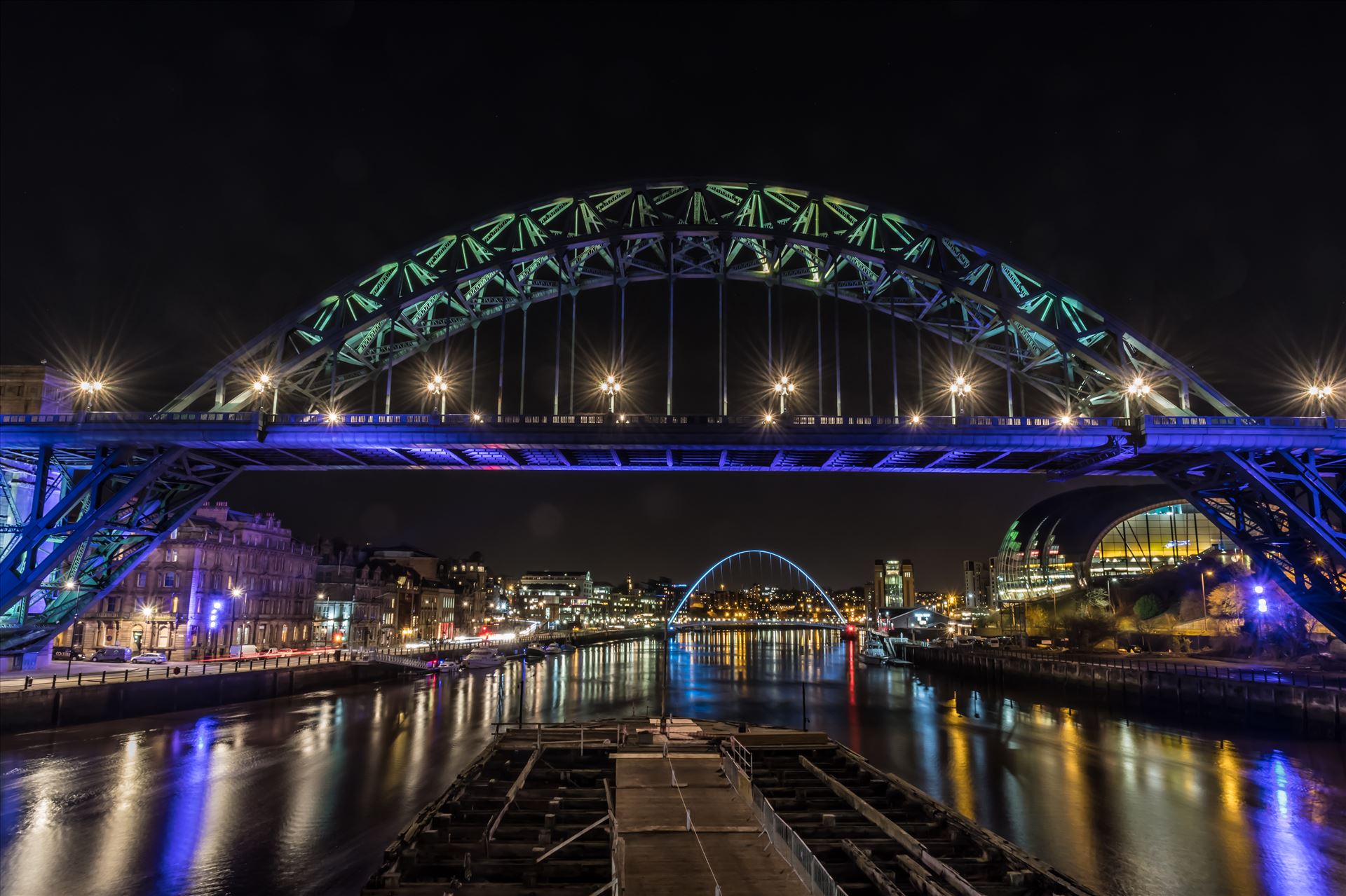 The Tyne bridge, Newcastle -  by philreay