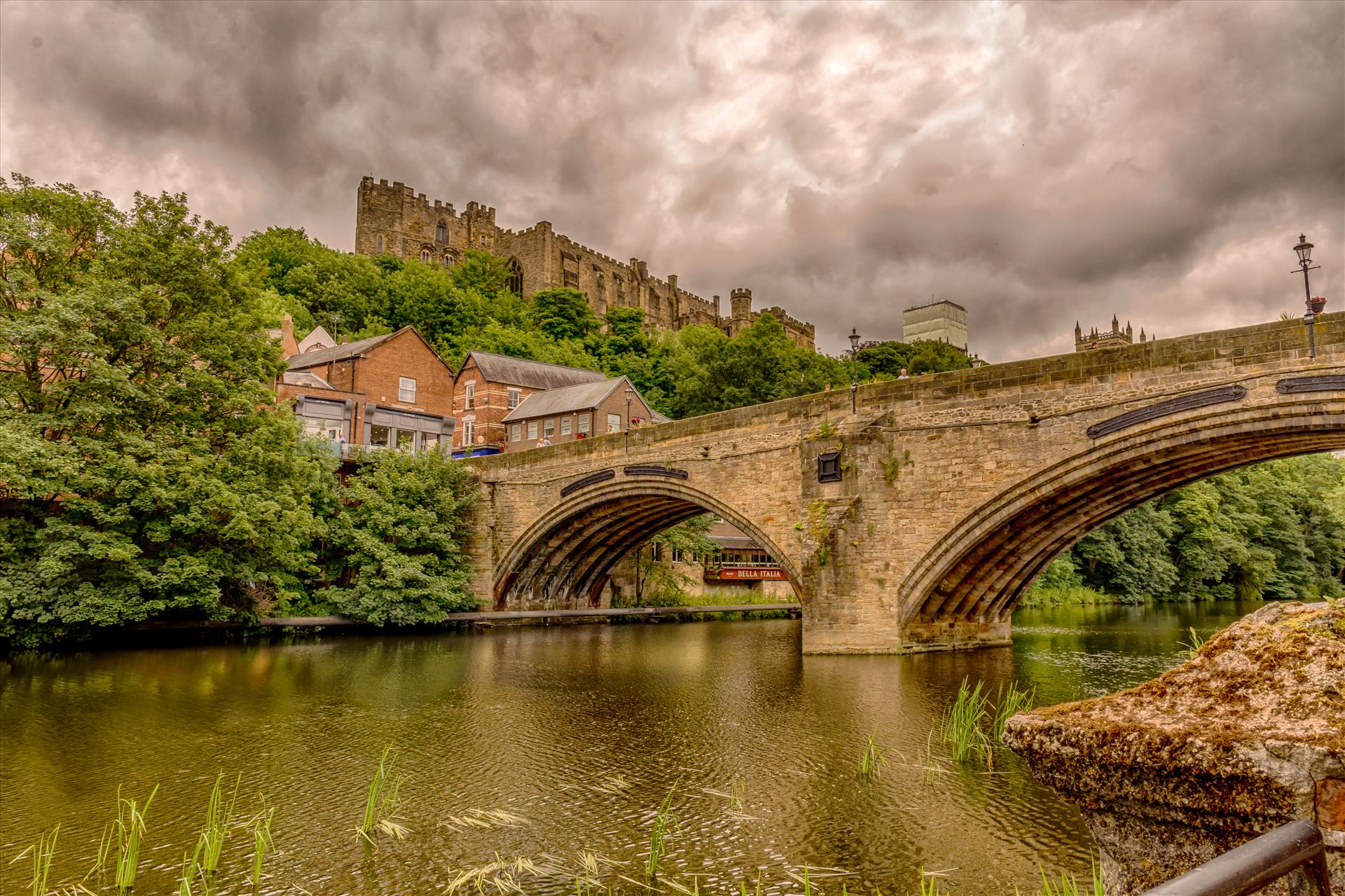 Durham riverside & castle -  by philreay