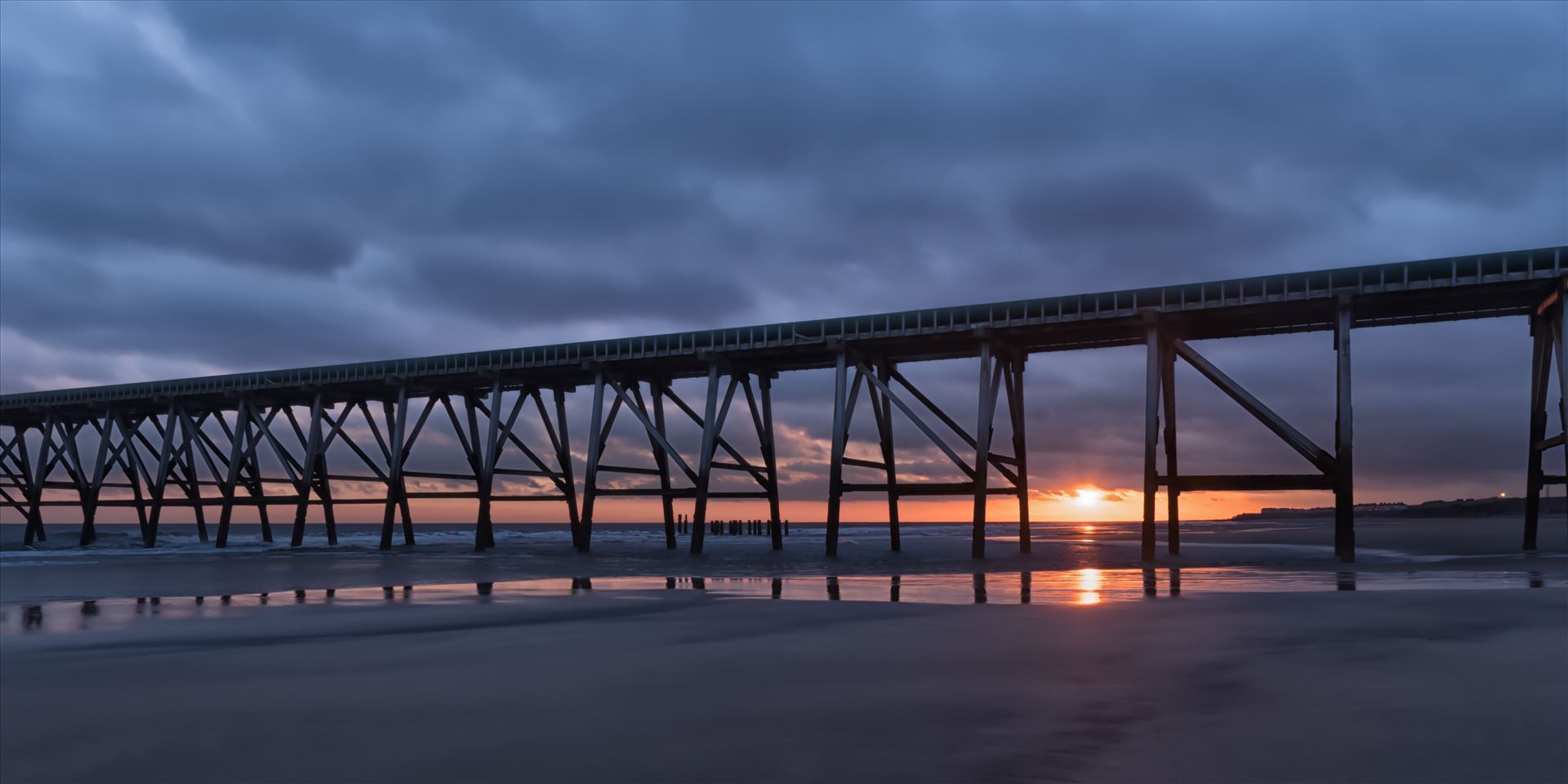 Steetley Pier, Hartlepool -  by philreay