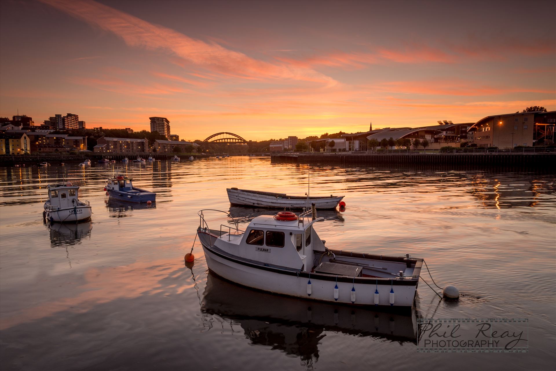 Sunderland fish quay -  by philreay