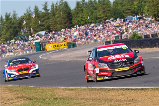 British Touring Car Championship at Croft circuit 10 - 