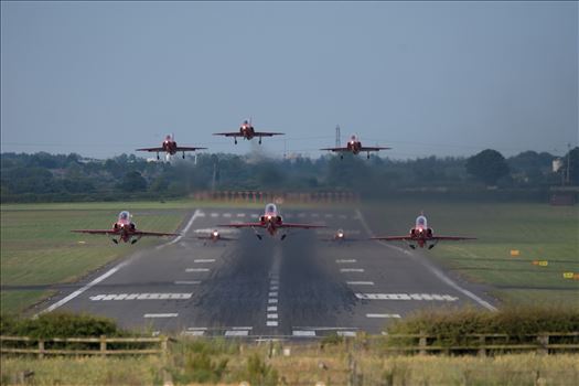 Red Arrows - Departing Newcastle airport & heading for the Sunderland air show 2016