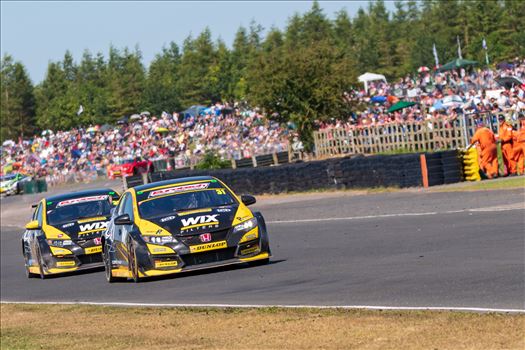 Preview of British Touring Car Championship at Croft circuit 11